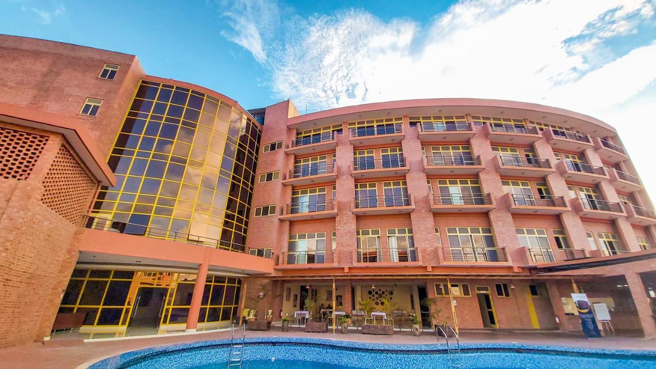 Sainte Famille Hotel Kigali Exterior photo