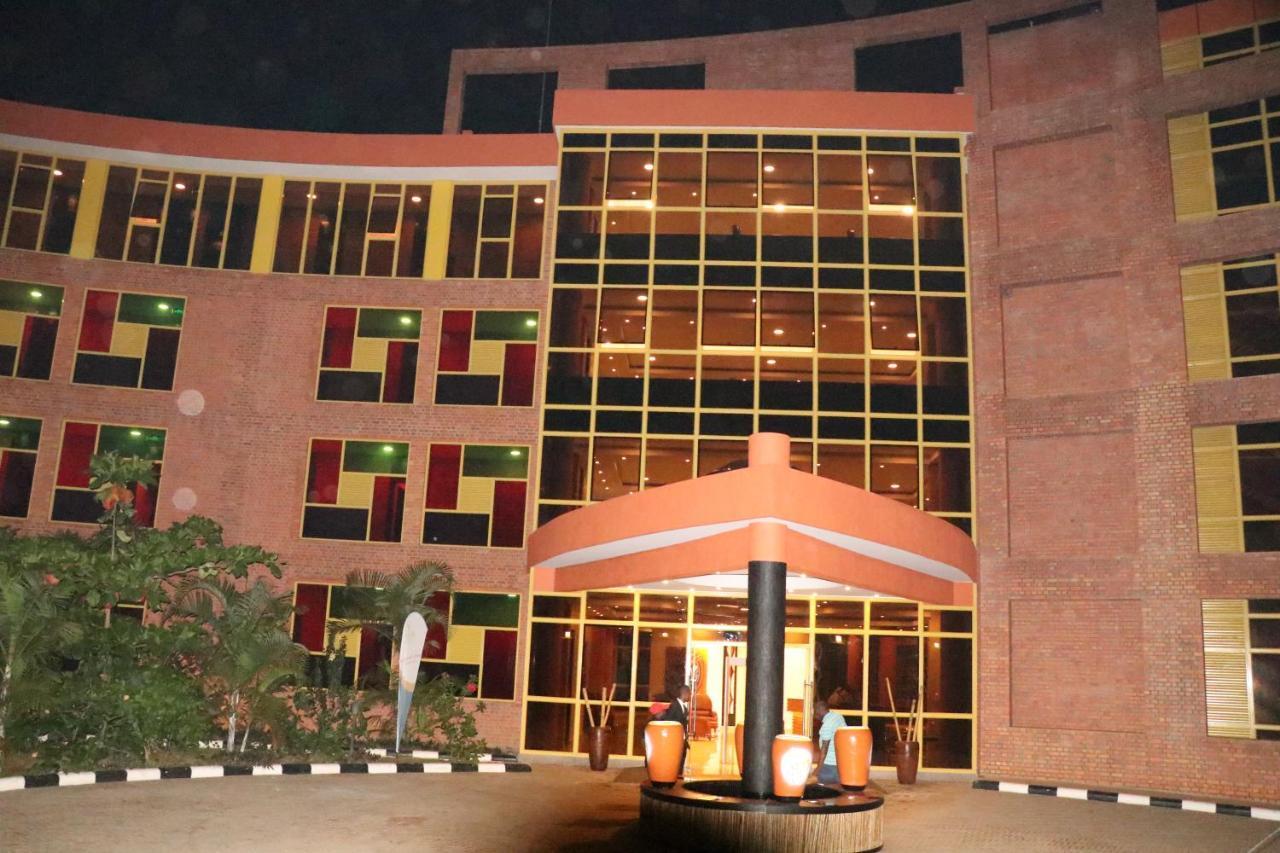 Sainte Famille Hotel Kigali Exterior photo